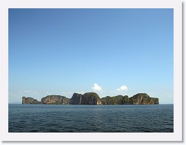 IMG_7724-crop * Koh Phi Phi Ley (Phi-Phi islands, where The Beach was filmed) * 3128 x 2346 * (1.28MB)